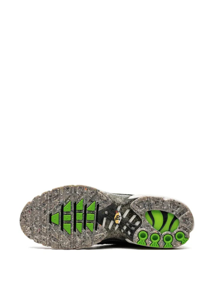 Nike Air Max Plus "Essential Crater Green"